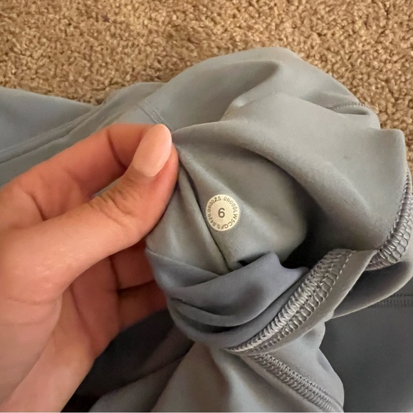 Lululemon Wunder Train High Rise Tight with Pockets - Picture 6 of 6